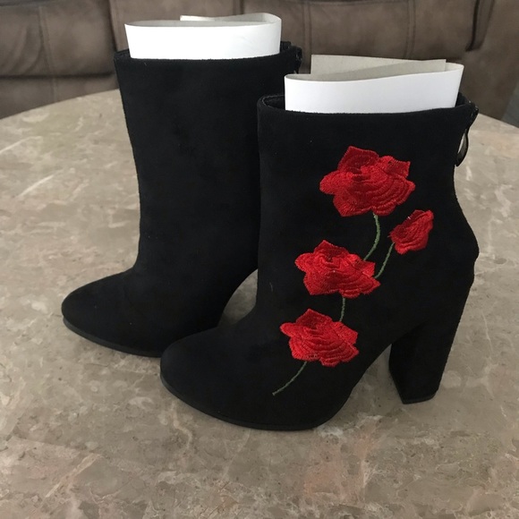 Mascotte Shoes - New Womens Mascotte Ankle Booties Size 6
